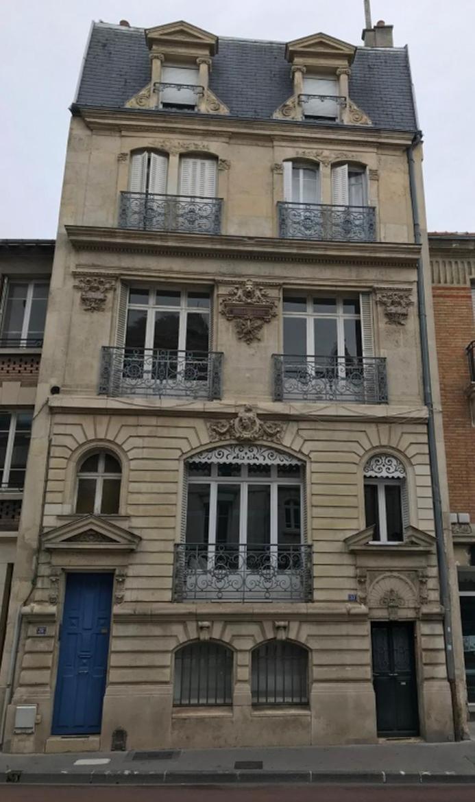 Le Sacre, Au Pied De La Cathedrale Apartment Reims Exterior photo